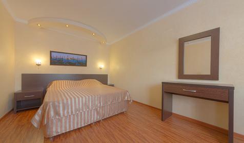 Люкс двухместный двухкомнатный (без балкона)