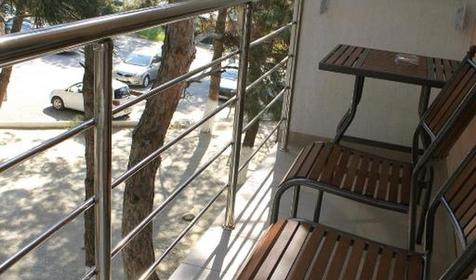 Люкс четырехместный двухкомнатный