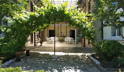 Ростовский дворик