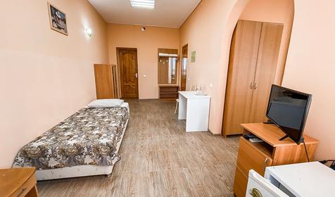 Бюджетный трехместный