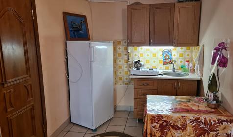 Трехместный