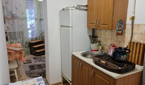 Трехместный