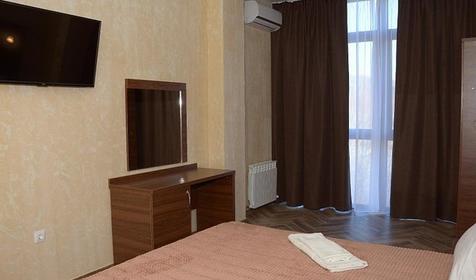 Семейный трехместный двухкомнатный