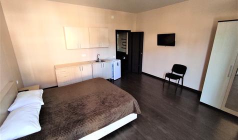 Студия трехместный