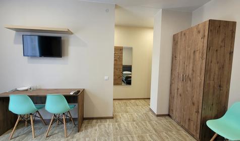 Трехместный