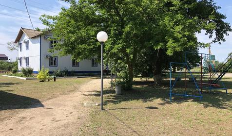 Номер в кирпичном или деревянном домике