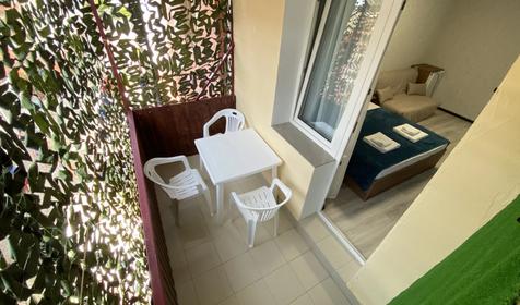 Четырехместный стандарт с балконом