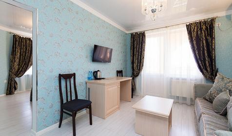 Люкс двухместный двухкомнатный (с балконом)