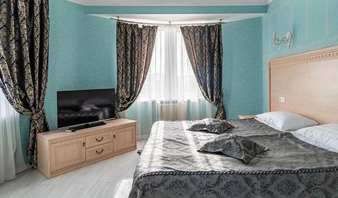 Люкс двухместный двухкомнатный (с балконом)