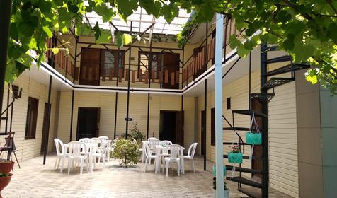 Ростовский дворик