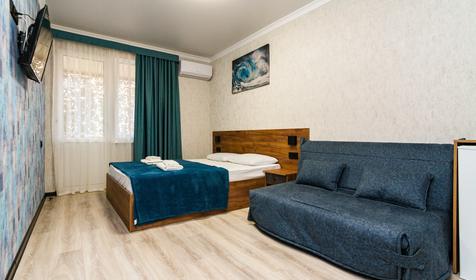 Четырехместный стандарт с балконом