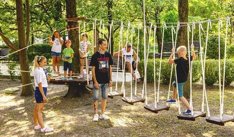 Парк-отель Небуг