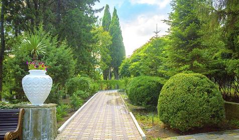 Парк-отель Небуг