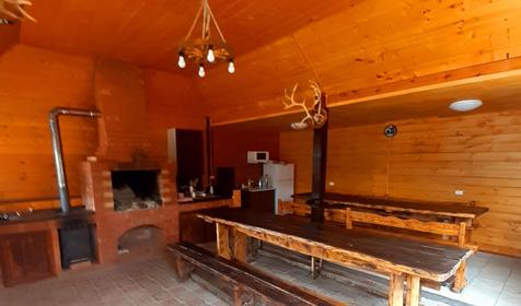 Домик у реки Дах