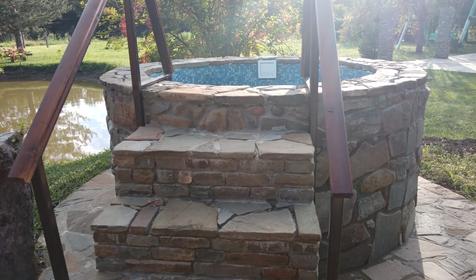 Лесной дворик