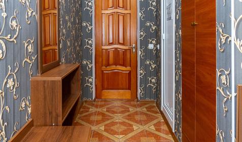 Двухместный с балконом, вид на соседнюю гостиницу