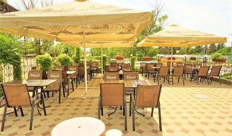 Отель Континент, Лазаревское