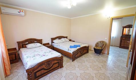 Дом с одной спальней и гостиной