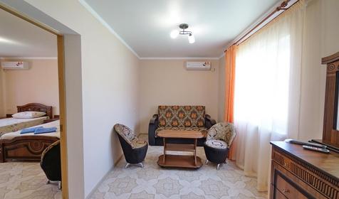 Дом с одной спальней и гостиной