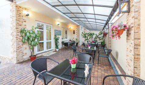 Flores (Флорес)