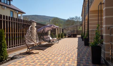 Flores (Флорес)