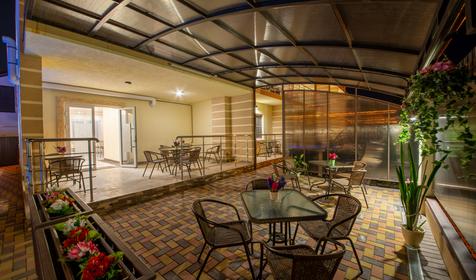 Flores (Флорес)