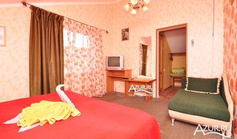 Трехместный без балкона с удобствами