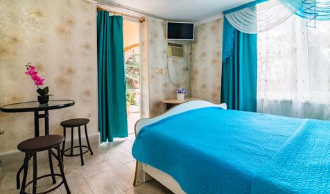 Трехместный с удобствами, отдельный вход