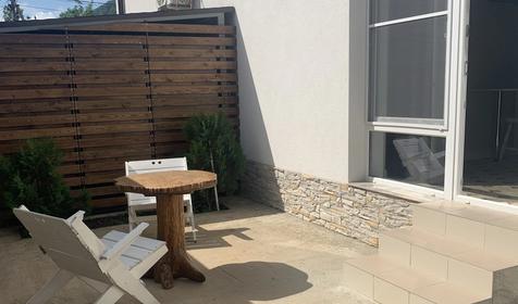 Семейный с патио