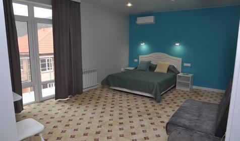 Семейный полулюкс с балконом