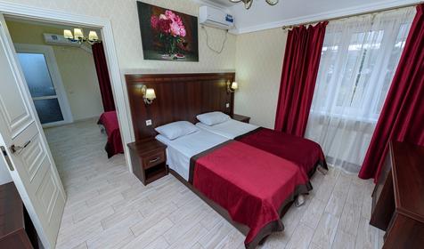 Пятиместный двухкомнатный делюкс