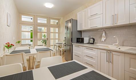 Николаев двор