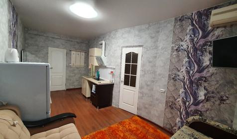 Двухкомнатный с кухней