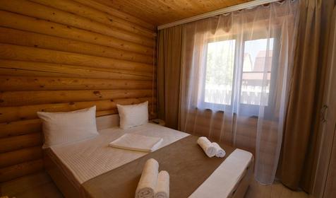 Гостевой комплекс White House (Белый дом), Темрюкский район, Голубицкая