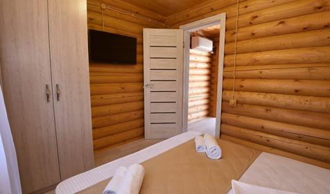 Гостевой комплекс White House (Белый дом), Темрюкский район, Голубицкая