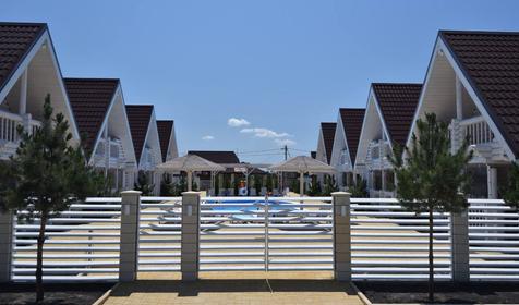 Гостевой комплекс White House (Белый дом), Темрюкский район, Голубицкая