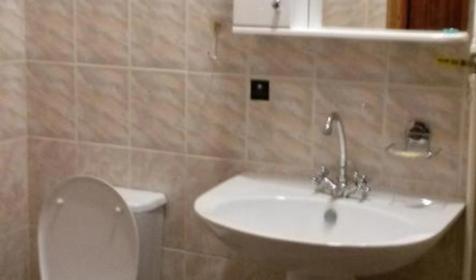 Трехместный