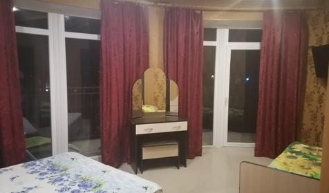 Улучшенный трёхместный с большим балконом