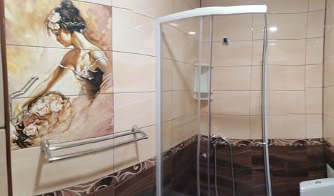 Улучшенный номер на 4-6 мест с большим угловым балконом