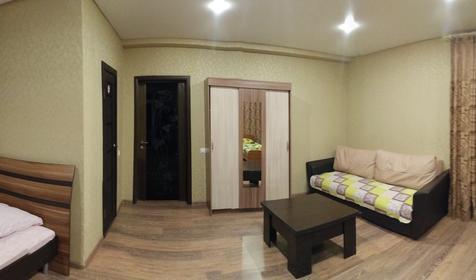 Улучшенный номер на 4-6 мест с большим угловым балконом