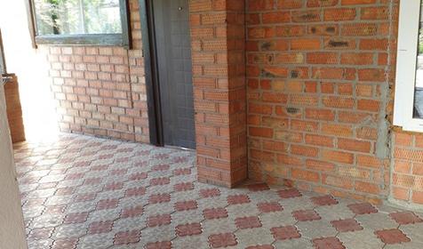 Первый этаж