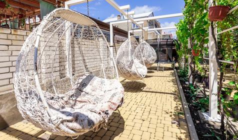 Николаев двор