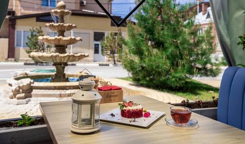 Николаев двор