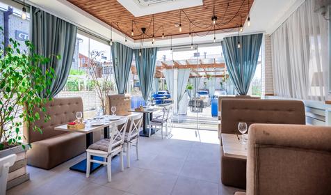 Николаев двор