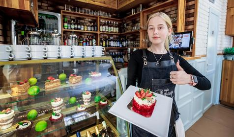 Николаев двор