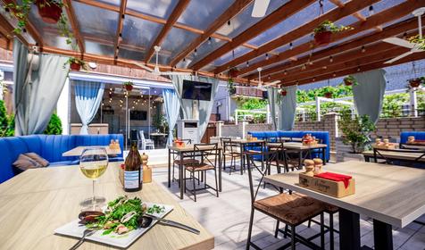 Николаев двор