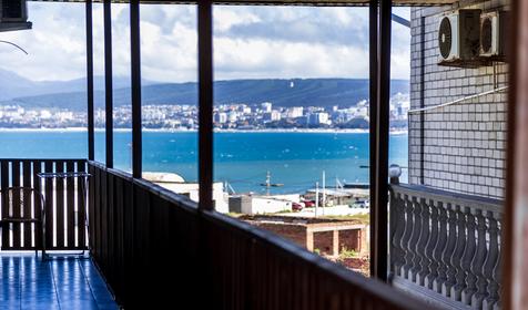 Николаев двор