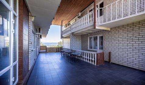 Николаев двор