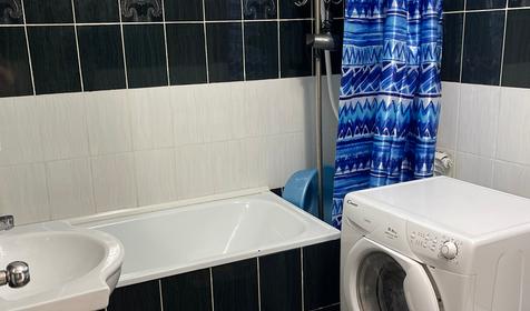 Дом трехкомнатный с отдельным двором