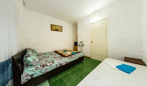 Трехместная